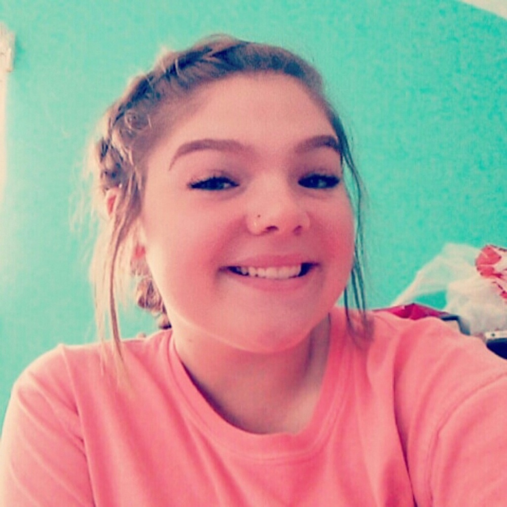 Meet your Posher, Christine